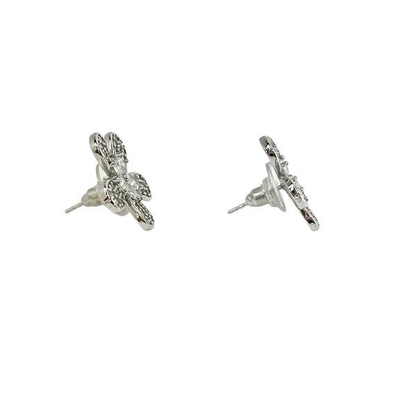 Sparkling Flower-Shaped Silver-Tone Stud Earrings Elegant Crystal Petal Design - Picture 5 of 6